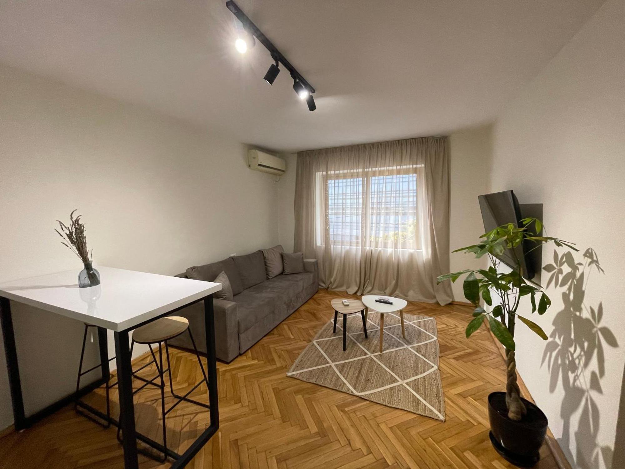 Cozy Apartment, In The Center Of Tirana